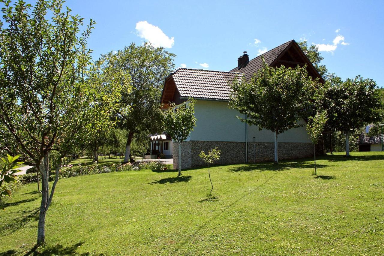Apartments With A Parking Space Poljanak, Plitvice - 5195 Exterior foto